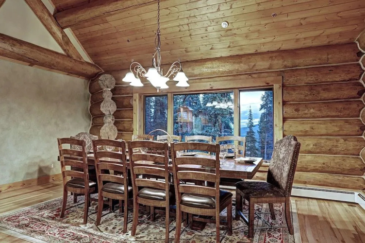 Pine Forest Lodge