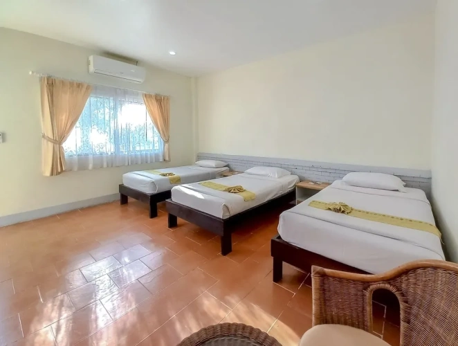 Superior Triple room