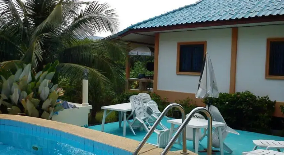Baan Boonsom Guesthouse