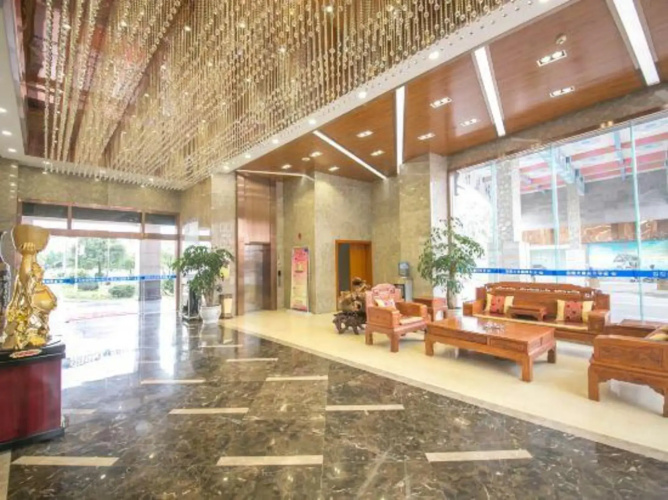 Golden Apple Hot Spring Hotel
