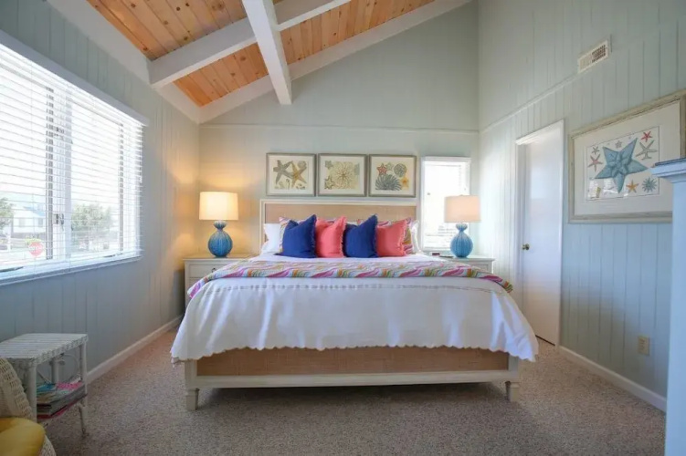 Holden Jeanie 4 Bedroom Home by RedAwning
