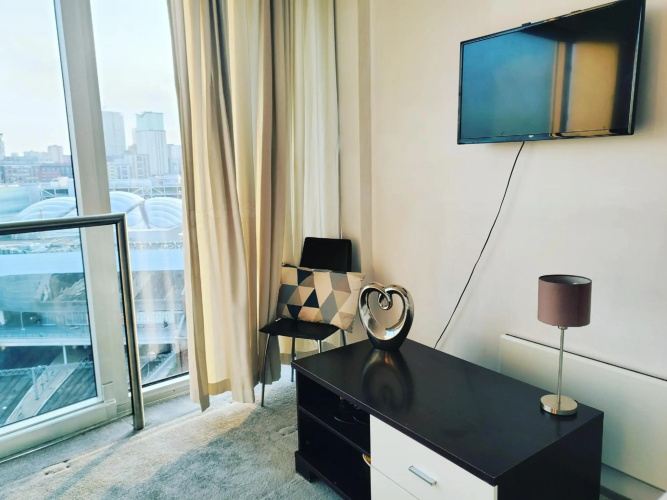 Cityscape Apartment in Birmingham with Self Checkin