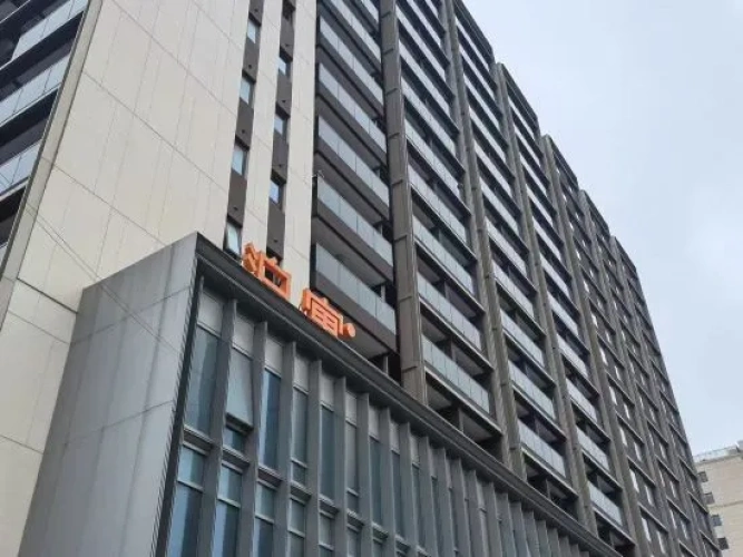 Port Apartment