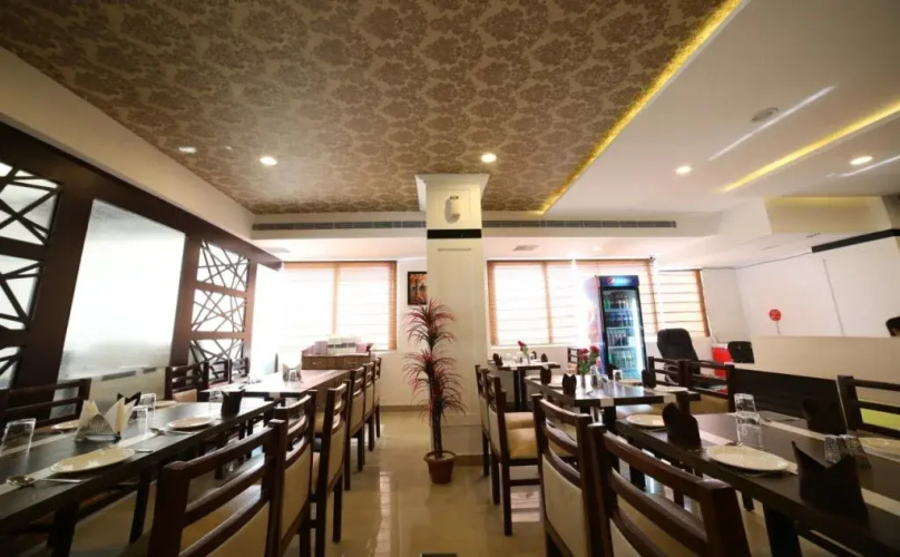 Hotel Vibhavari