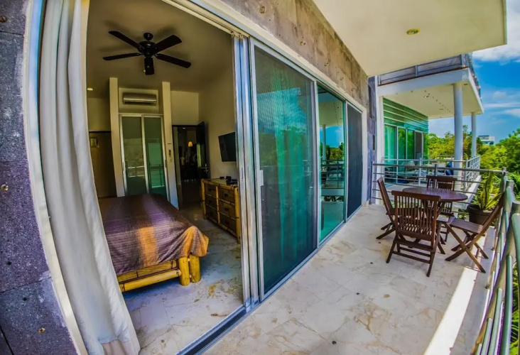La Vista Condo Beachside
