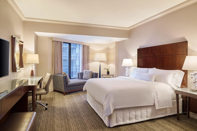 Deluxe Double room with city view