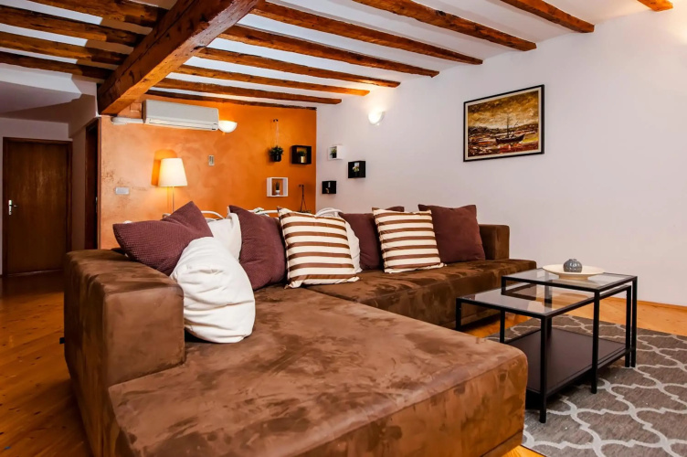 Apartment Marconi