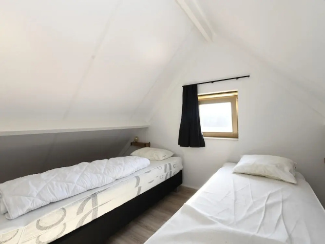 Holiday Home in Koksijde With Garden & Parking