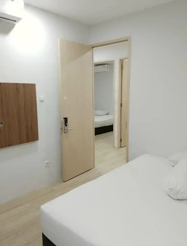 GoHome Harmoni Apartment