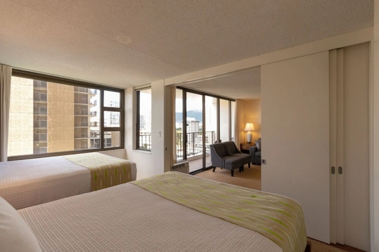 Waikiki Banyan Tower - QQP