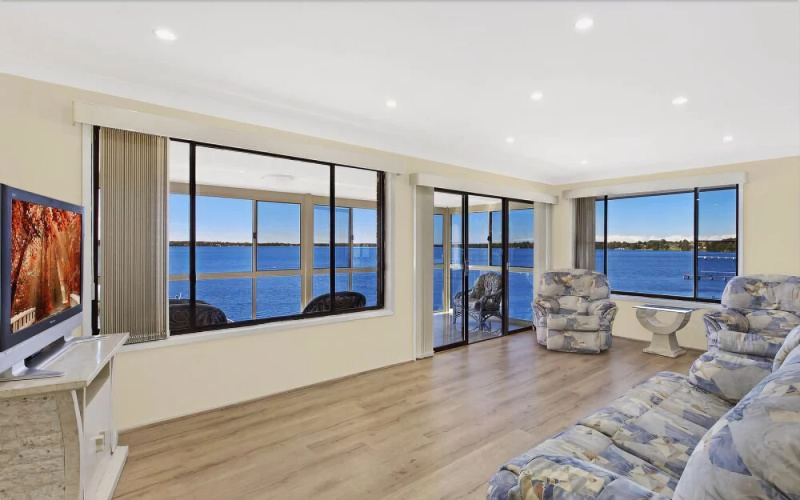 Toukley Waterfront House