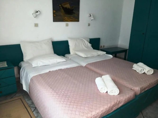2 Bedrooms Apartment