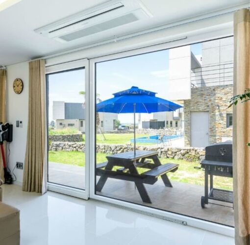 Chandelier pensionOver view