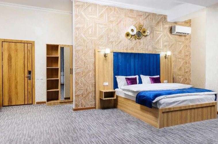 Royal Sebzor Hotel