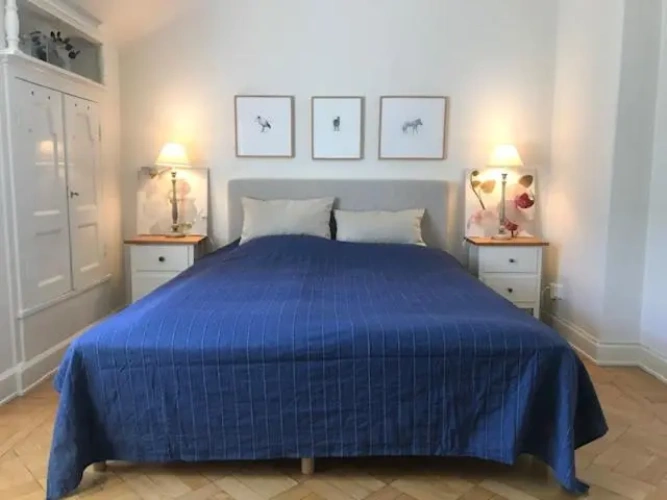 2 Bedrooms Apartment