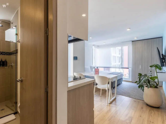 w Authentic Loft in Santa Ana