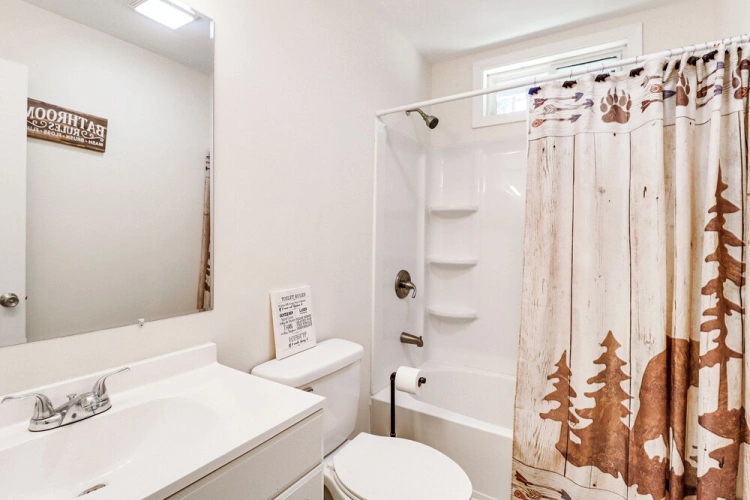 3 Bedrooms Cottage