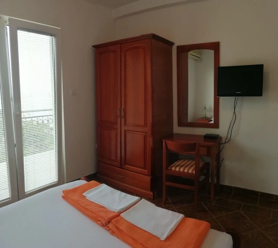 Apartment with sea view