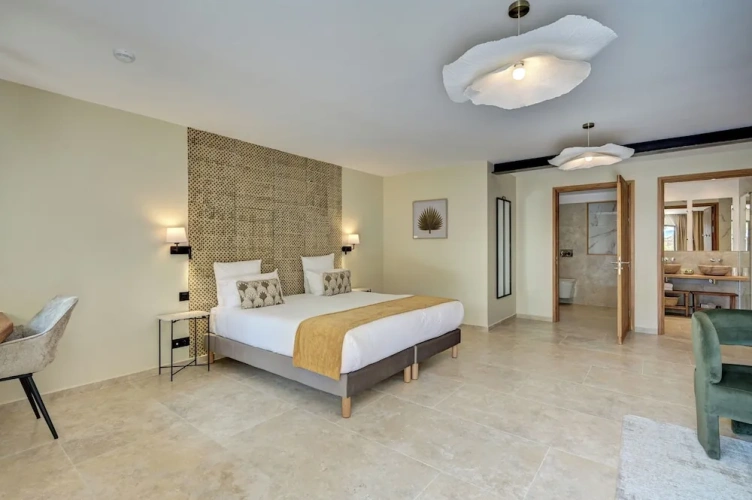 Deluxe room