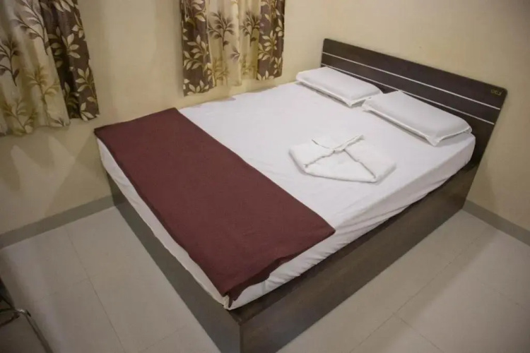 Shri Vasant Lodge