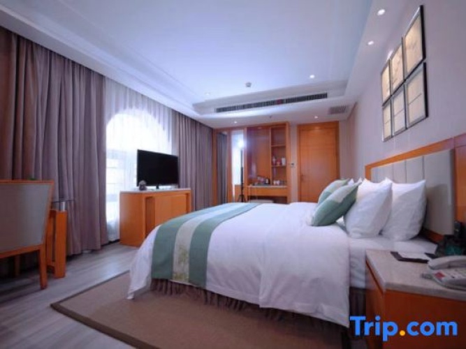 Deluxe Double Suite