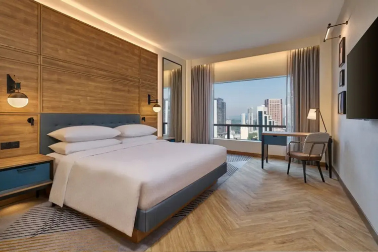 Deluxe Double room