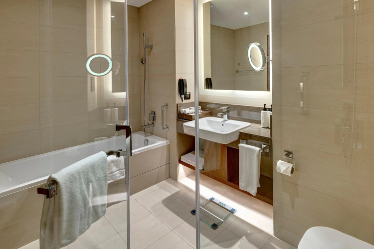 Crowne Plaza Muscat - Oman Conv & Exhib Ctr photo 26