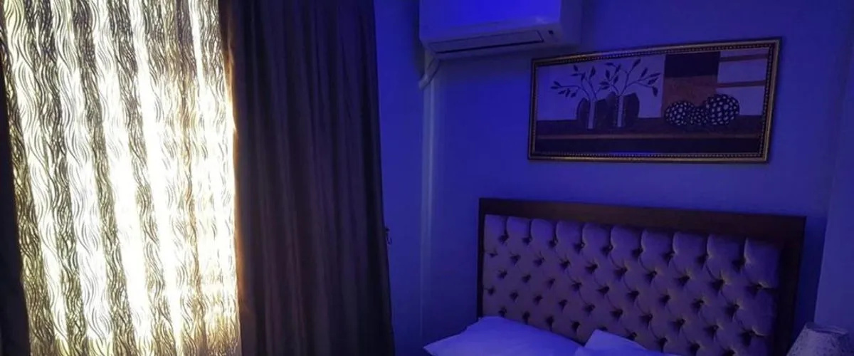 Eyfel Hotel