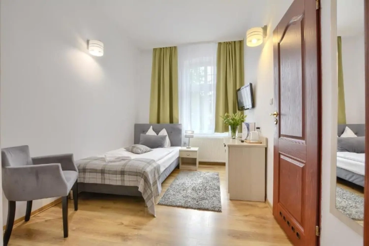 Standard Single room