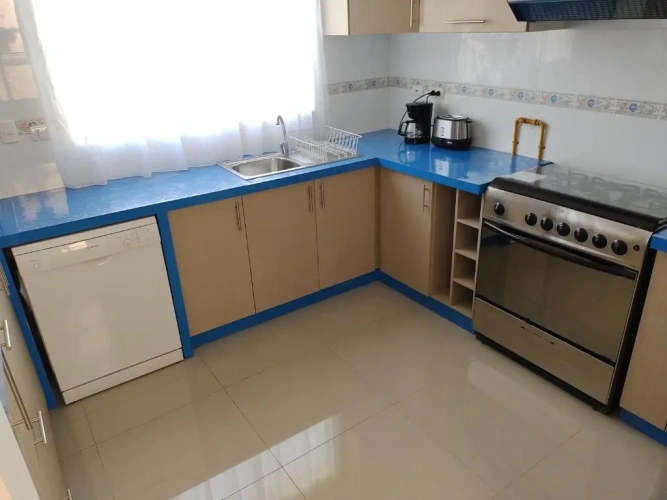 3 Bedrooms Cottage