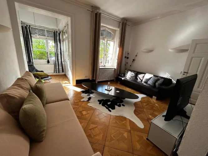 2 Bedrooms Cottage
