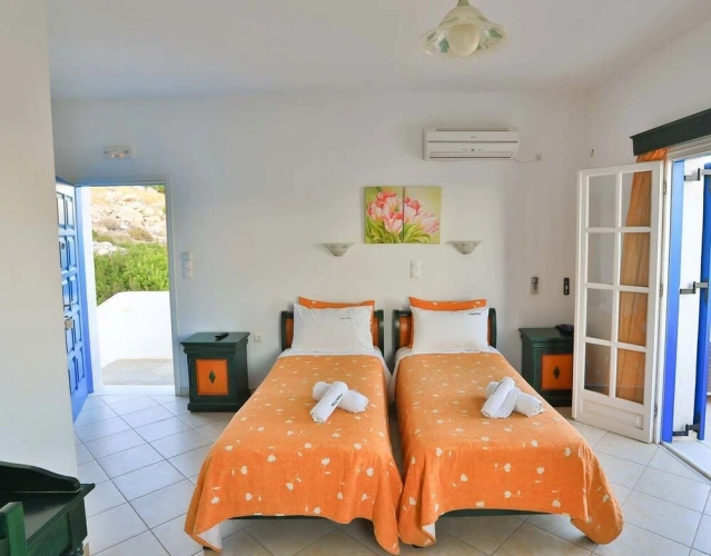 2 Bedrooms Apartment with balcony and with sea view