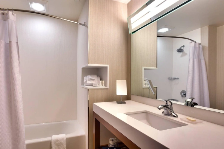 2 Bedrooms Double Suite