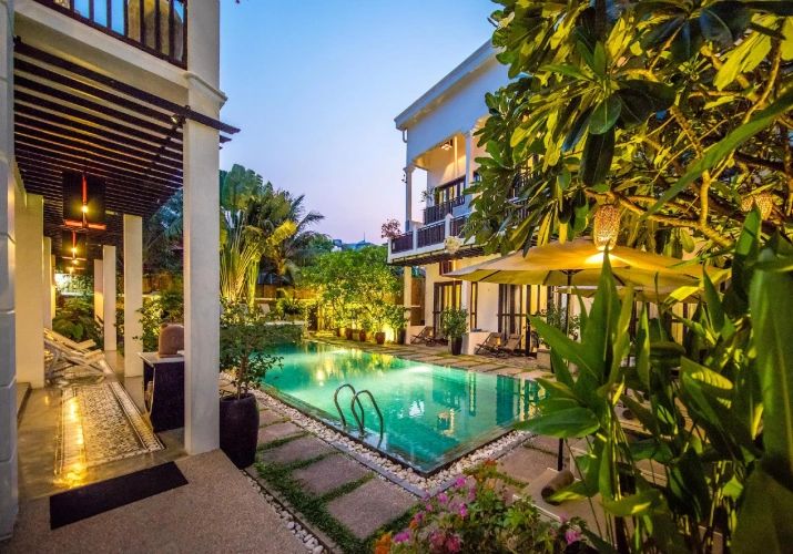Cottage with balcony and with view