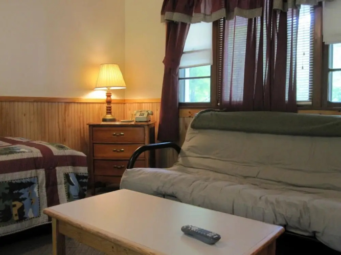 Bear Tree Lodge