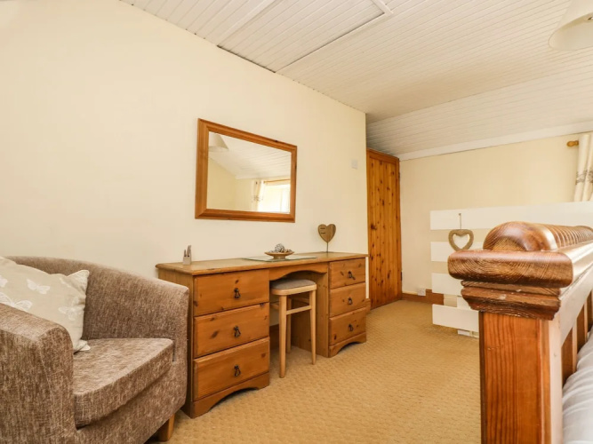 Manor Farmhouse Cottage