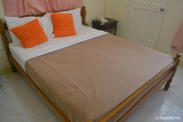 Royal Taal Inn