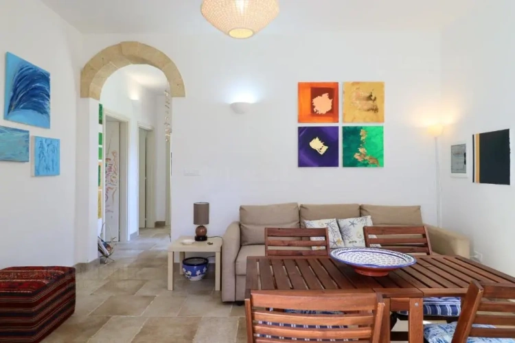 2 Bedrooms Cottage