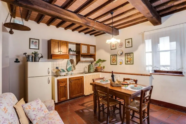 2 Bedrooms Cottage