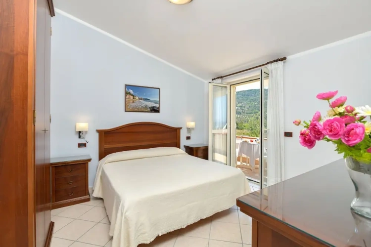Superior Double room with balcony and with ocean view