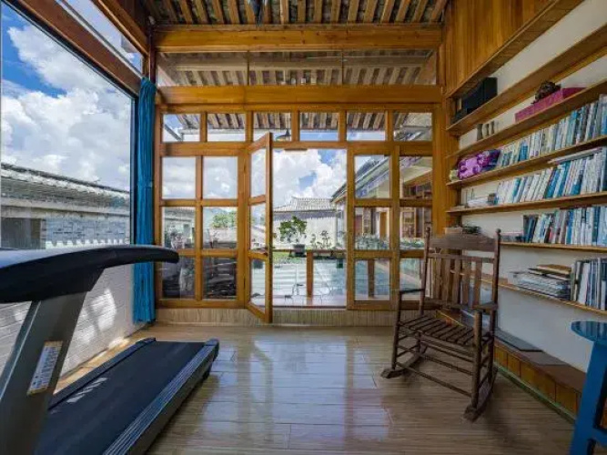 HuaShu Life Inn