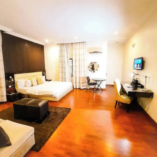 Westnite Apartment