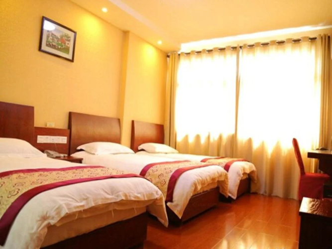 Wanning Holiday Hotel