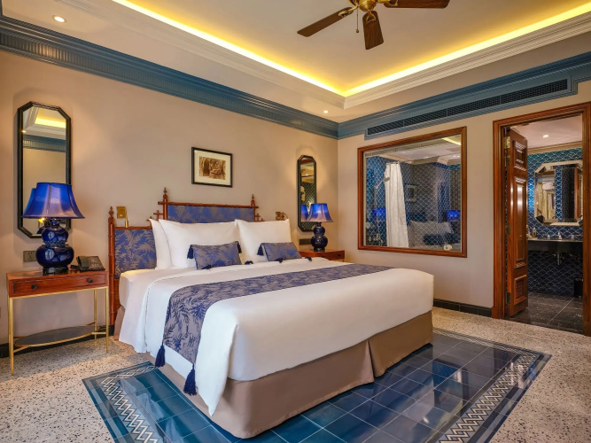 Silk Path Grand Hue Hotel