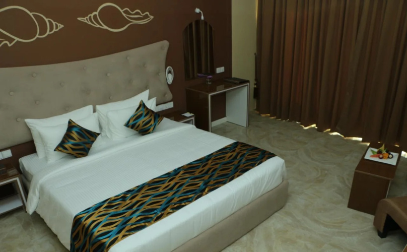 Ocean Queen hotel