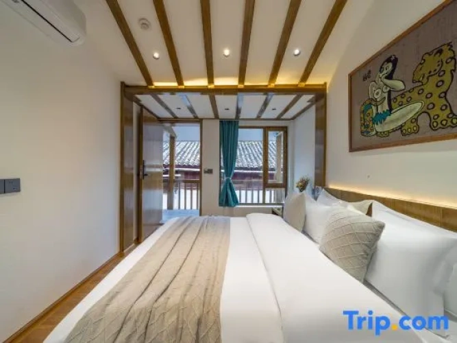 Standard Double room with courtyard view