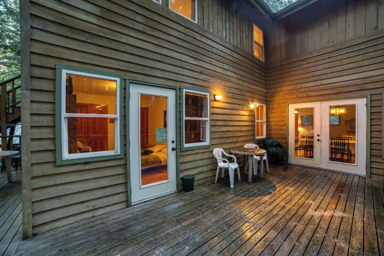 Glacier Holiday Chalet BL30194331570