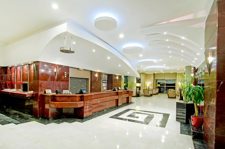 Korumar Deluxe Hotel