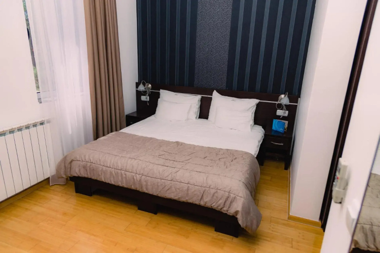 Novak Hotel
