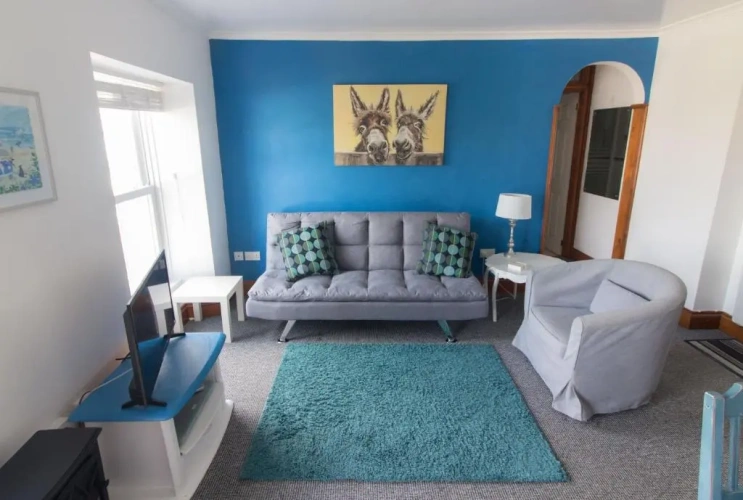 Apartment with sea view